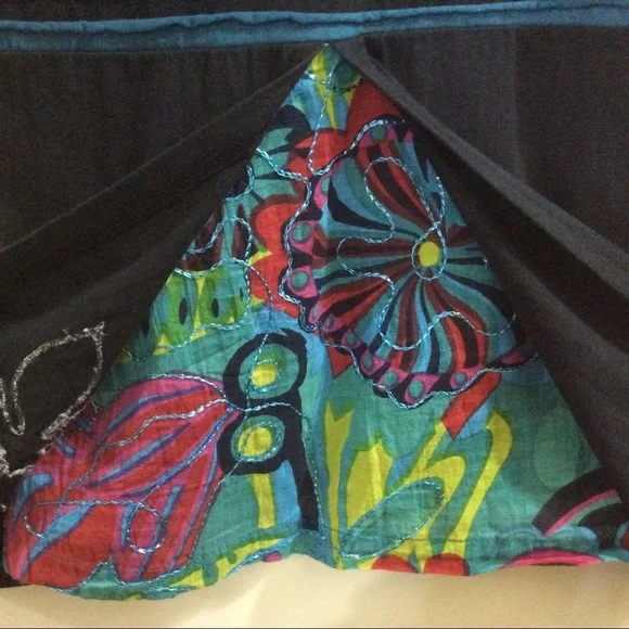 Beautiful Leopards & Roses tank - Picture 5 of 9